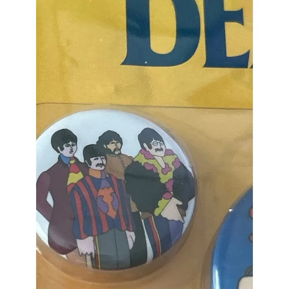 The Beatles BadgesPins Unopened